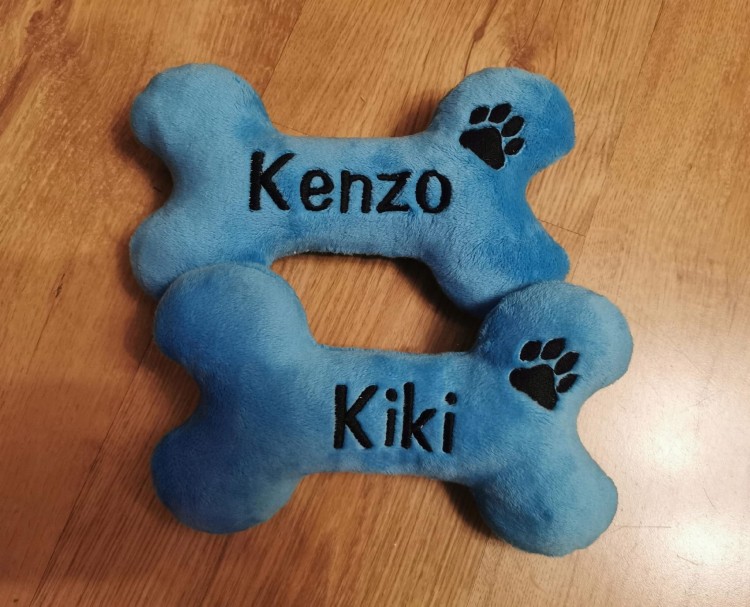 kość pluszowa dla psa z imieniem idealna na prezent