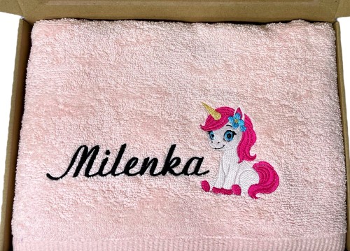 Ręcznik dla dziecka z jednorożcem.jpg