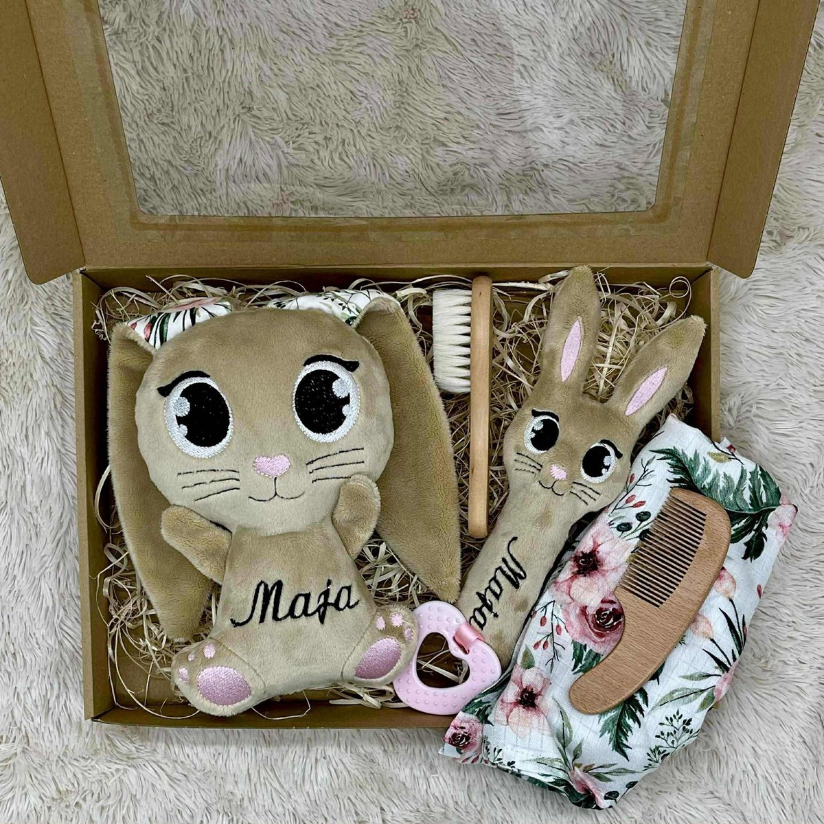Zestaw prezentowy z personalizowaną maskotką
